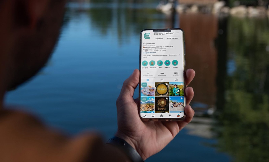 Image 6: Escape the town en Palma: juego de escape al aire libre para 2-4 pax.