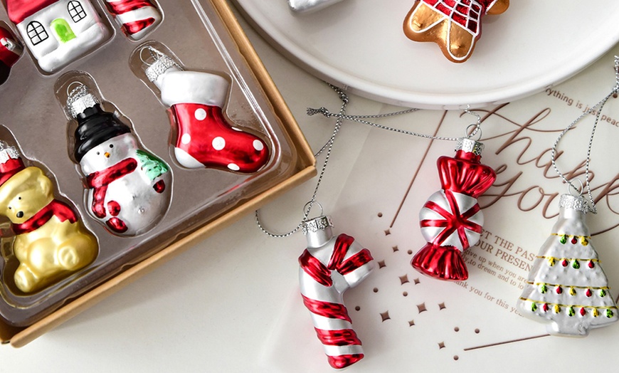 Image 3: 9er- oder 17er-Set Weihnachts-Kugeln aus bemaltem Glas