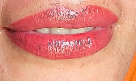Lip color tattoo with consultation - Graceful Brows