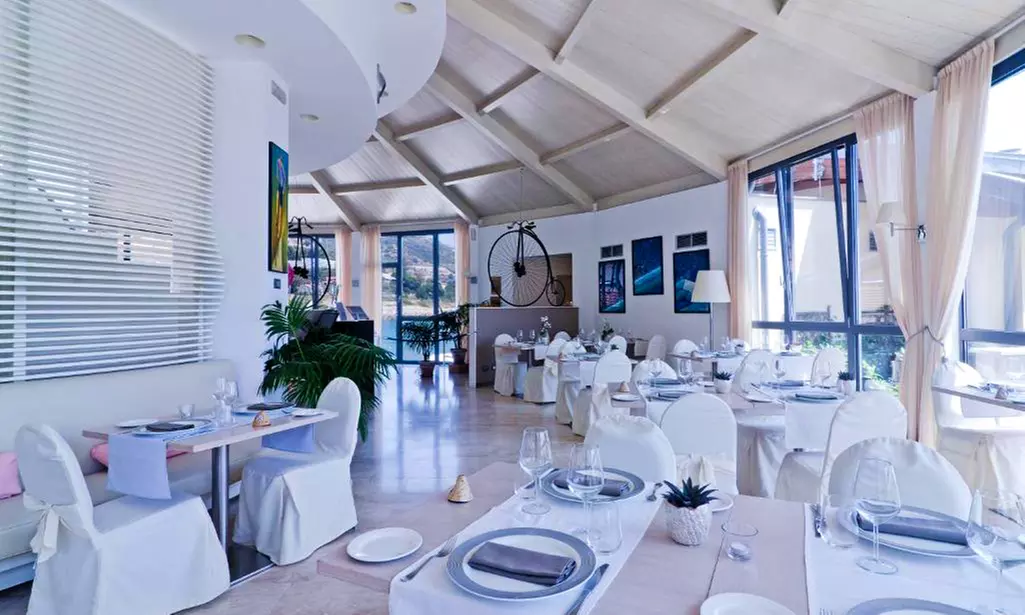Ligurie 4* : chambre Deluxe avec petit-déjeuner, dîner et Spa