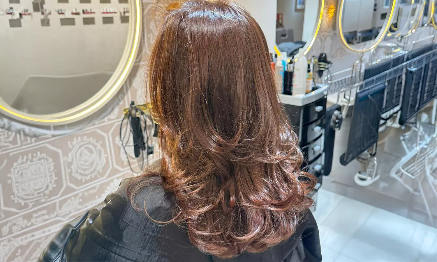 Peluquería con lavado, mascarilla, corte, brushing y opción a tinte