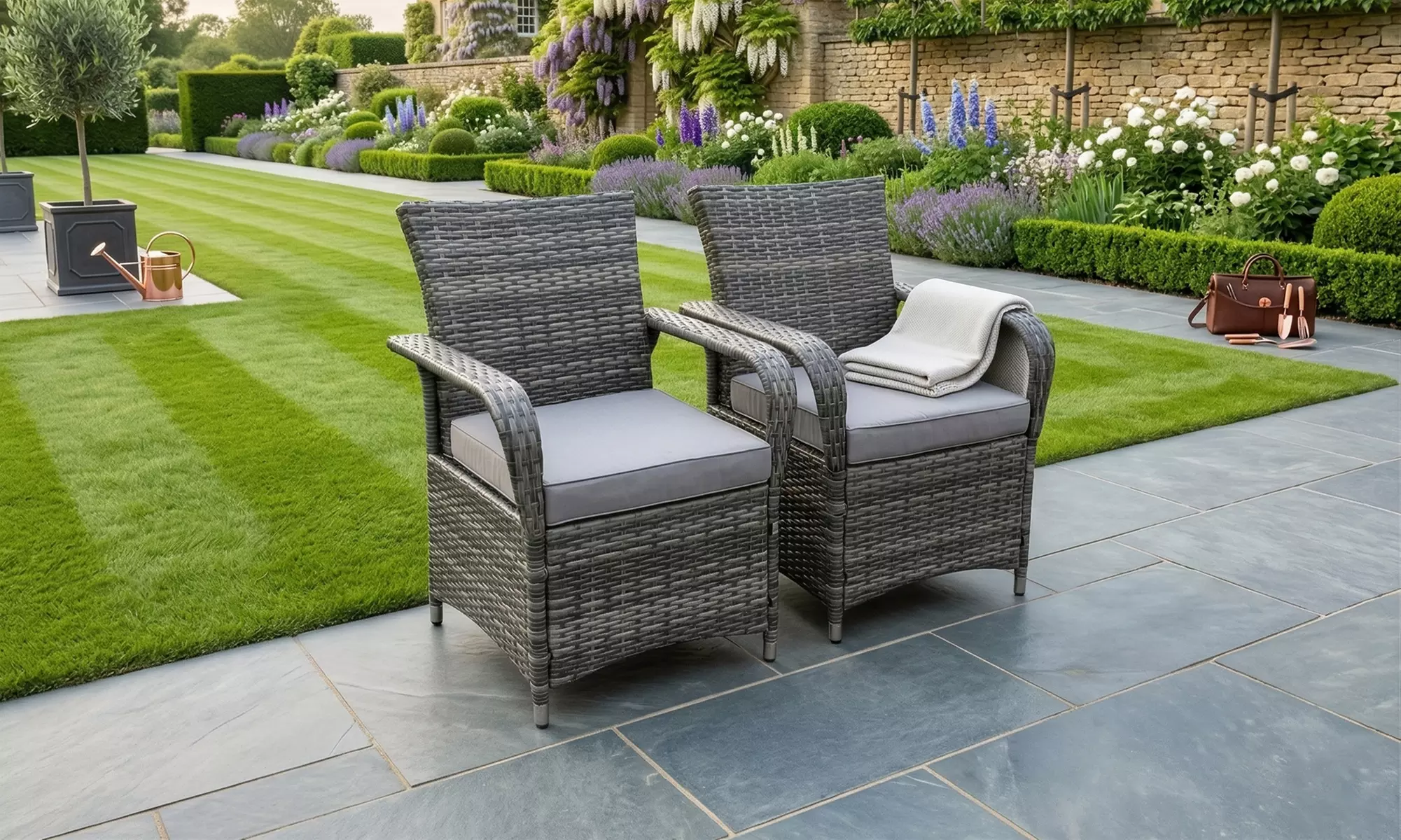 Four Seater Rattan Outdoor Garden Fire Pit Dining Set