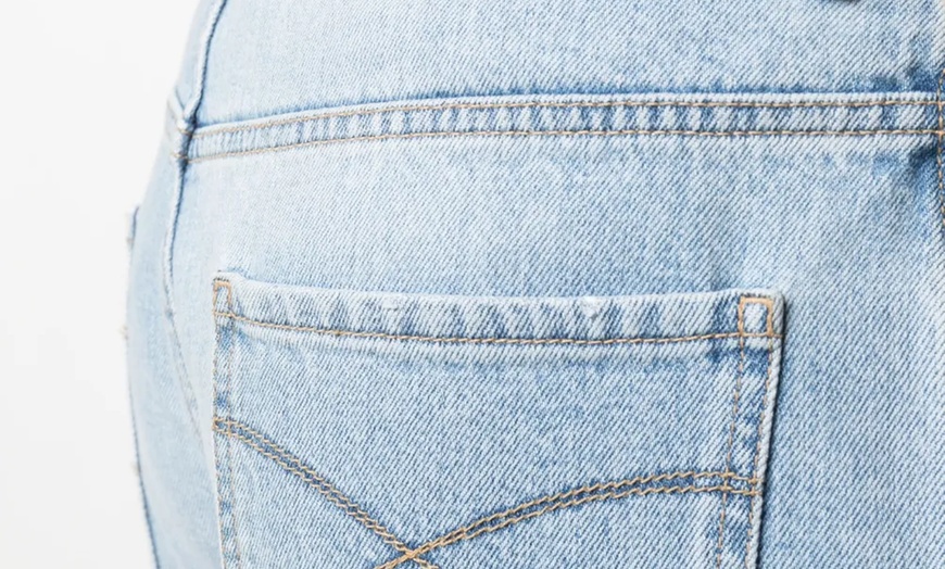 Image 4: Brunello Cucinelli Designer Men's Shorts, Jeans and Pants Available