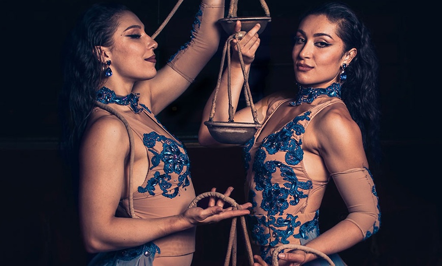 Image 3: Circo "Terra": entrada para niño o adulto del 21 al 29 de diciembre