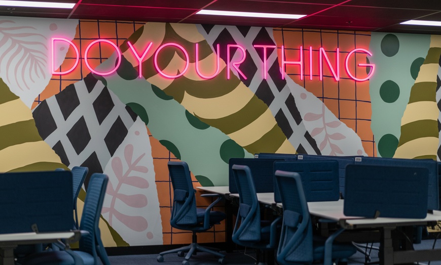 Image 10: Unlock Productivity with Business Lounge 1 Day Pass for Up to 6 People