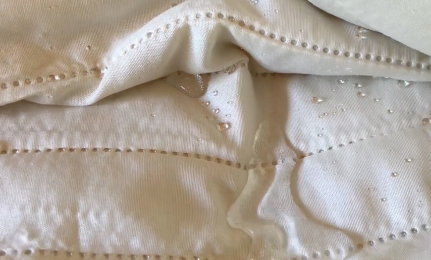 Image 13: Gesteppter Sofaschoner