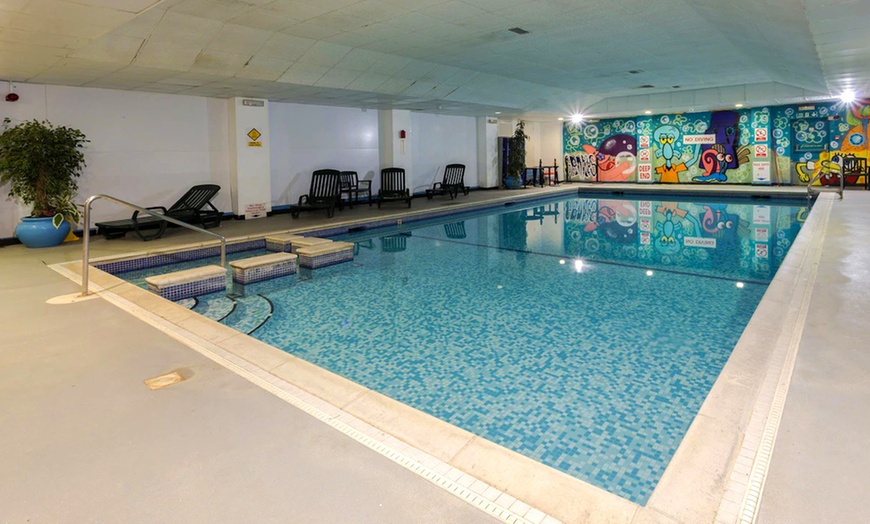 Image 3: Kent: Standard Double or Twin Room with Breakfast and Leisure Access