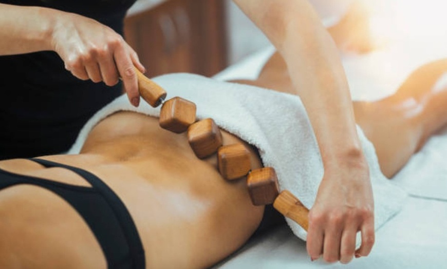 Image 9: Maderoterapia con presoterapia o radiofrecuencia: hasta 6 sesiones