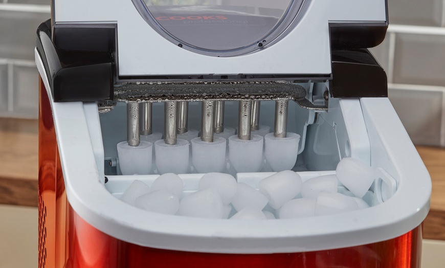 Image 4: Cooks Professional Ice Maker