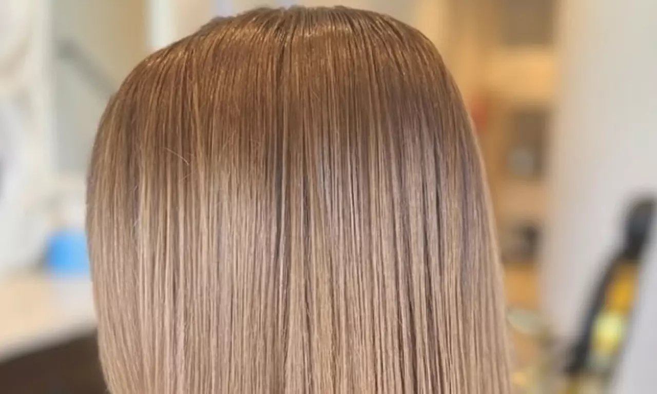 Full Colour, Wash Dry Hair Colour/NanoPlasty Straightening- Short Hair