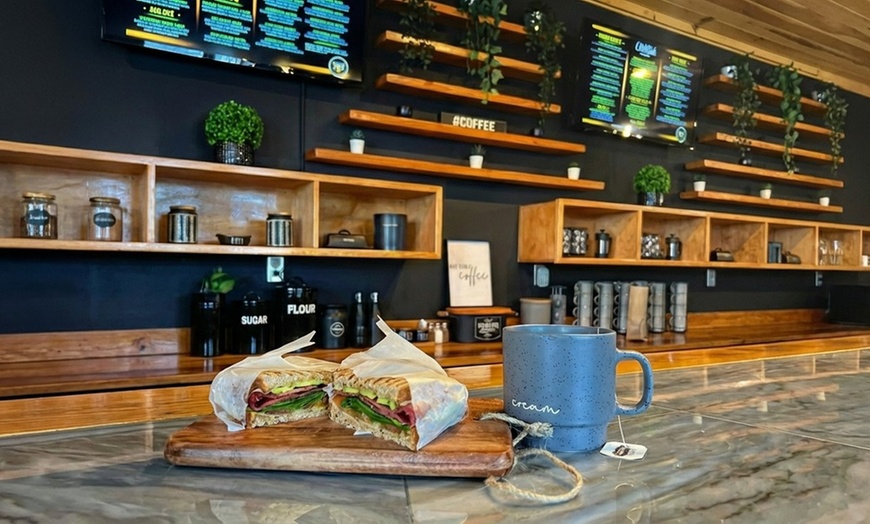 Image 3: Grab the Burgers, Sandwiches, Fries & $50 Food & Drink Credit Option
