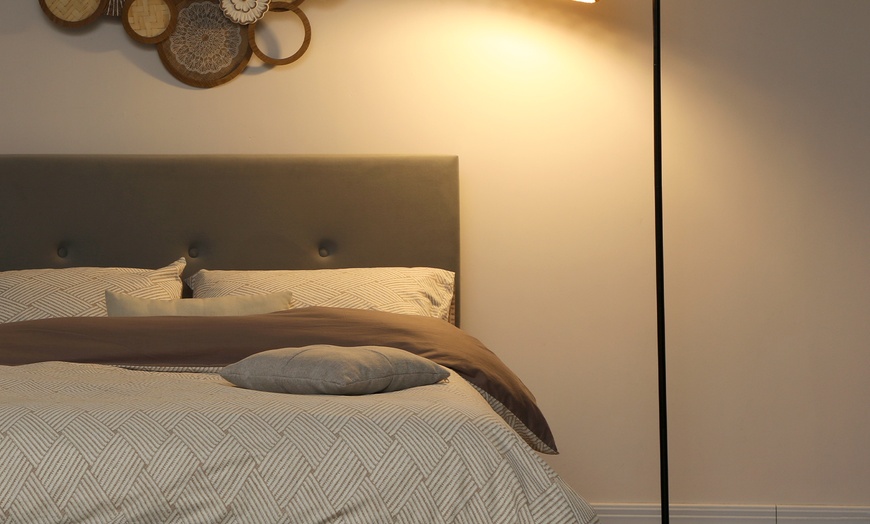 Image 8: HOMCOM Dimmable Standing Lamp with Double Shade