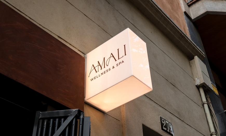 Image 2: Circuito spa para 1 o 2 personas con masaje y bebida de cortesía