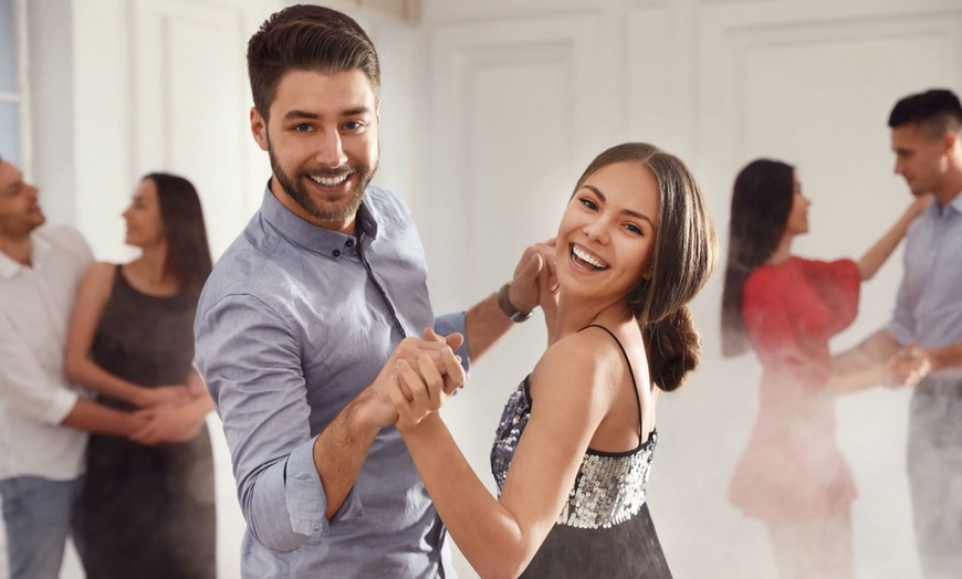 Image 1: Schnupper-Tanzstunde für Paare: 1x 90 Minuten für 2 oder 4 Personen