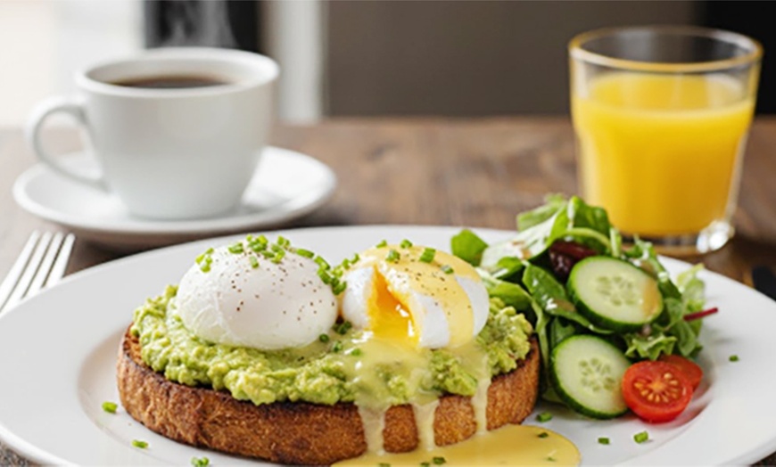 Image 4: Frühstücksgericht & Heißgetränk nach Wahl für 1, 2 oder 4 Personen