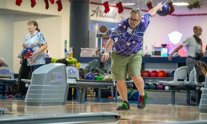 Image 4: 2 Games of Bowling w/ Optional Burger & Drink for Two to Eight People