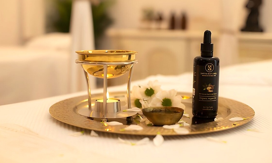Image 16: Masajes con aromaterapia, aceites y ritual premium