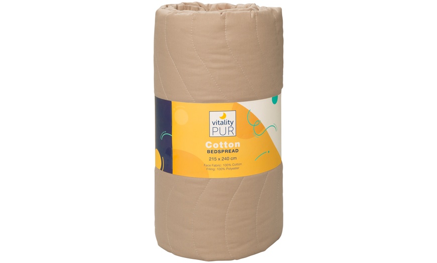 Image 9: Tagesdecke mit Wellen-Steppung