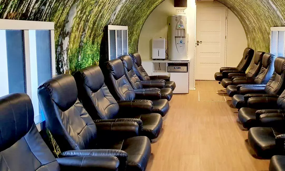 Do 38% zniżki na Bar tlenowy w Atmosferiqon Normobaria  Komora Normobaryczna  Biorezonans Akupunktura  24H  Warszawa