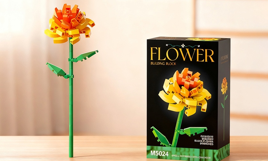 Image 4: DIY Flower Bouquet Building Blocks Set