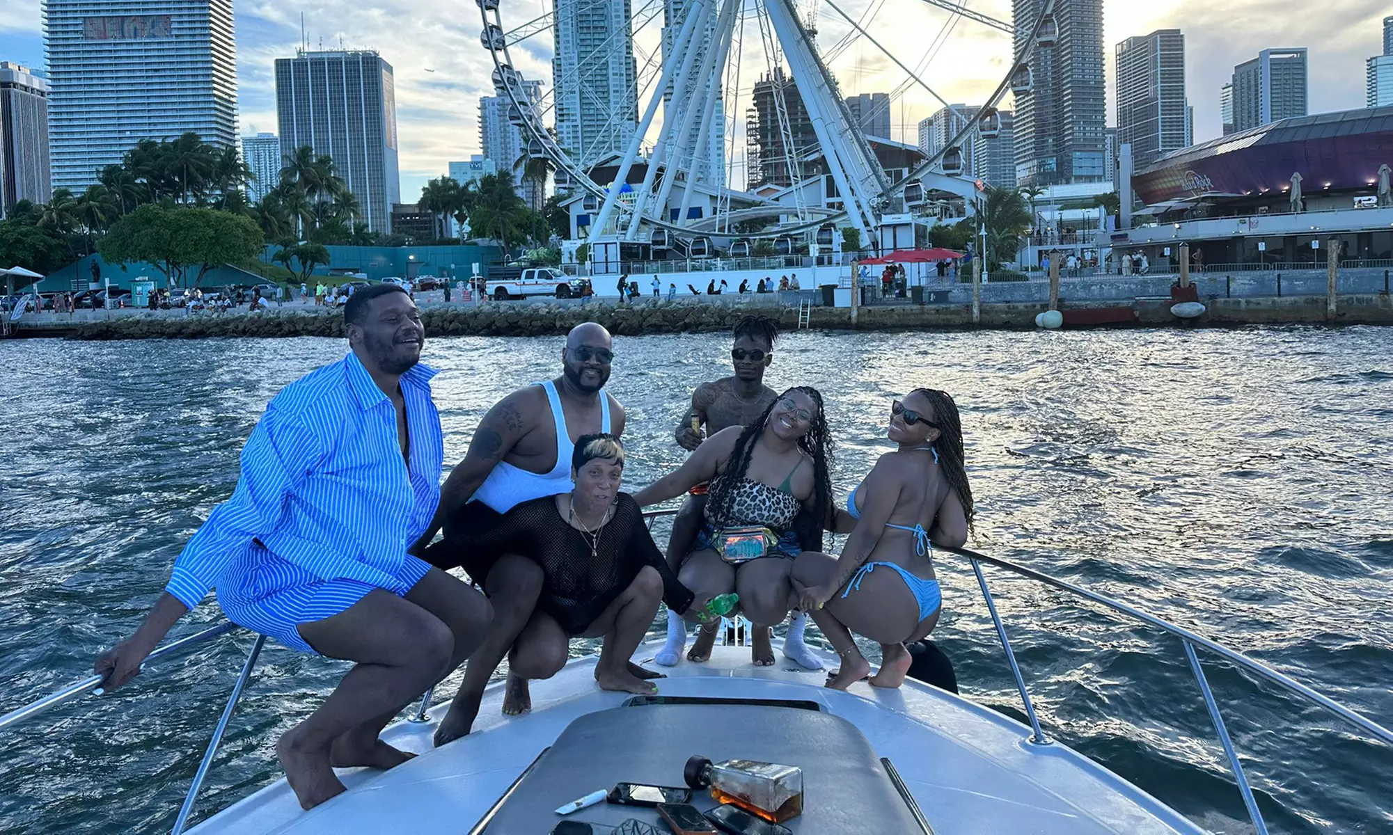 Jet Ski & Boat Combo: 4 or 6 Hrs on the Water for Upto 6 or 13 People