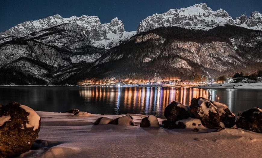 Image 2: Dolomiti del Brenta: soggiorno per 2 in camera doppia con colazione
