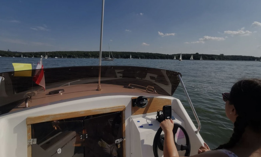 Image 6: 2 Std. Segeln für 1 - 3 Personen oder 1 Std. Motorboot für 1 Person