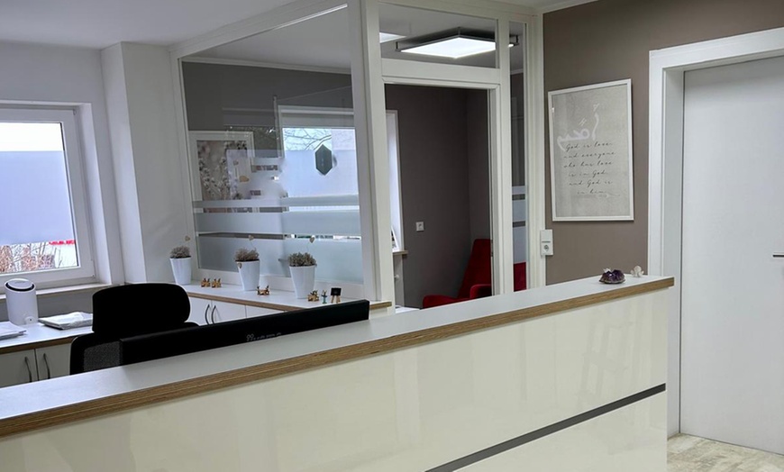 Image 5: Wimpernverlängerung Classic (1-3D), Hybrid (4-6D) oder Volumen (7-9D) 