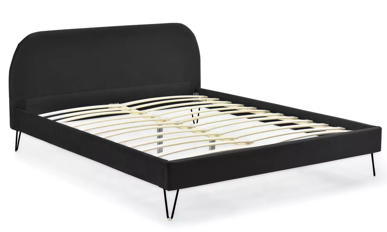 Lit velours "Garbera" 140 x 190 cm ou 160 x 200 cm de Kocoon