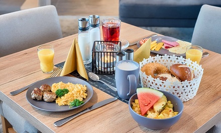 Für 2 Personen: Frühstücksbuffet inkl. 1 Glas Sekt - Loginn Hotel Leipzig By Achat