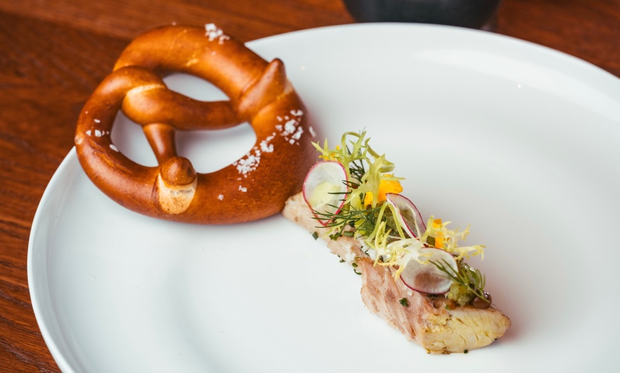Image 5: 3-Gänge Schmankerl-Menü mit optionaler Weinbegleitung für 2 Personen