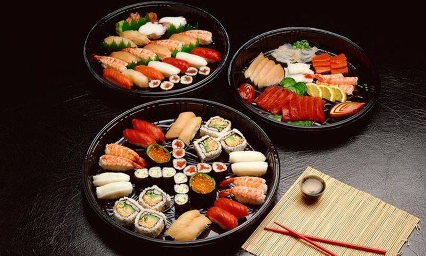 Image 1: Sushi box take away