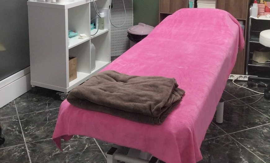 Image 2: 1 o 3 sesiones de 45 o 60 minutos de masaje a elegir para 1 persona 