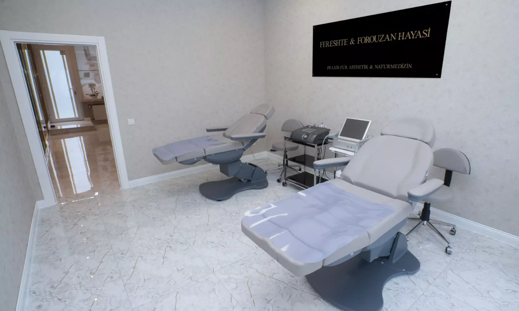 Diamant-Mikrodermabrasion