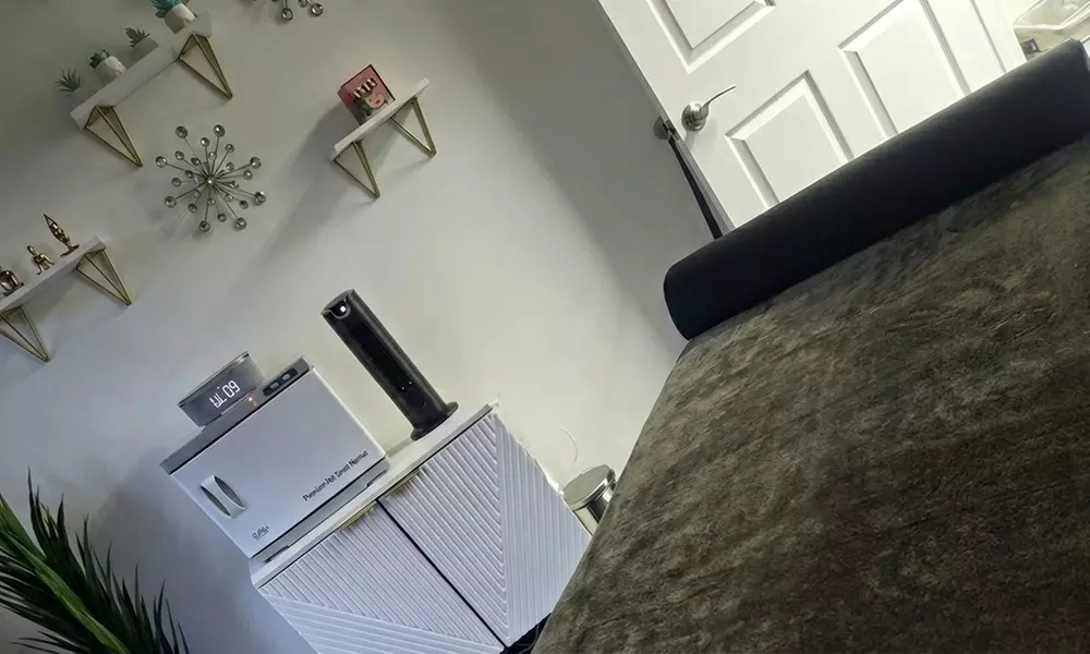 60-Min Swedish, Deep Tissue or Hot Stone Massage