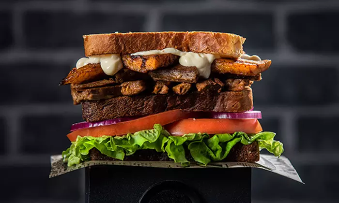 Acceso a pista con opción a menú para 2 personas en Rolling Dance