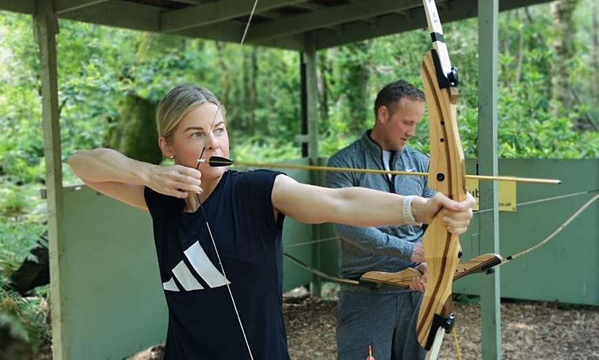Image 1: Join Exciting Archery Session: Duo or Group Experience