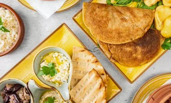 Ägyptisches 3-Gänge-Menü für 2 oder 4 Personen inkl. Abschlusstee (bis zu 29% sparen) - Primary Image