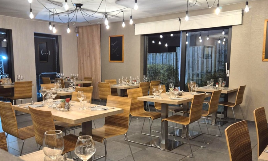 Image 3: Menu bistronomique raffiné pour 2, 3 ou 4 p. aux Trois Petits Points