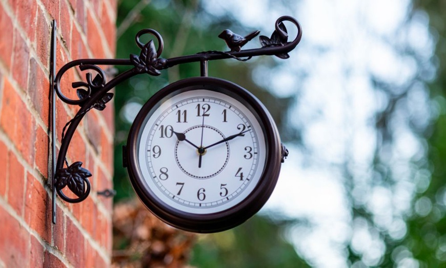 Image 3: Decorative Garden Clocks and Thermometers
