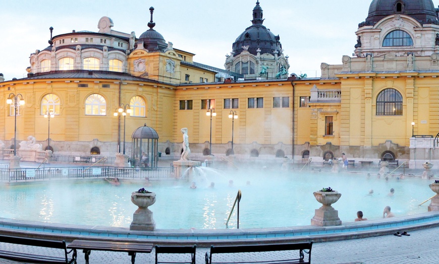 Image 5: ✈ 8-Day Prague, Vienna & Budapest Vacation with Air
