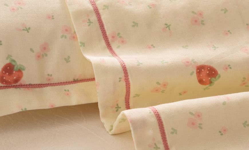 Image 13: Breathable Pure Cotton Kids Pillowcase Pair