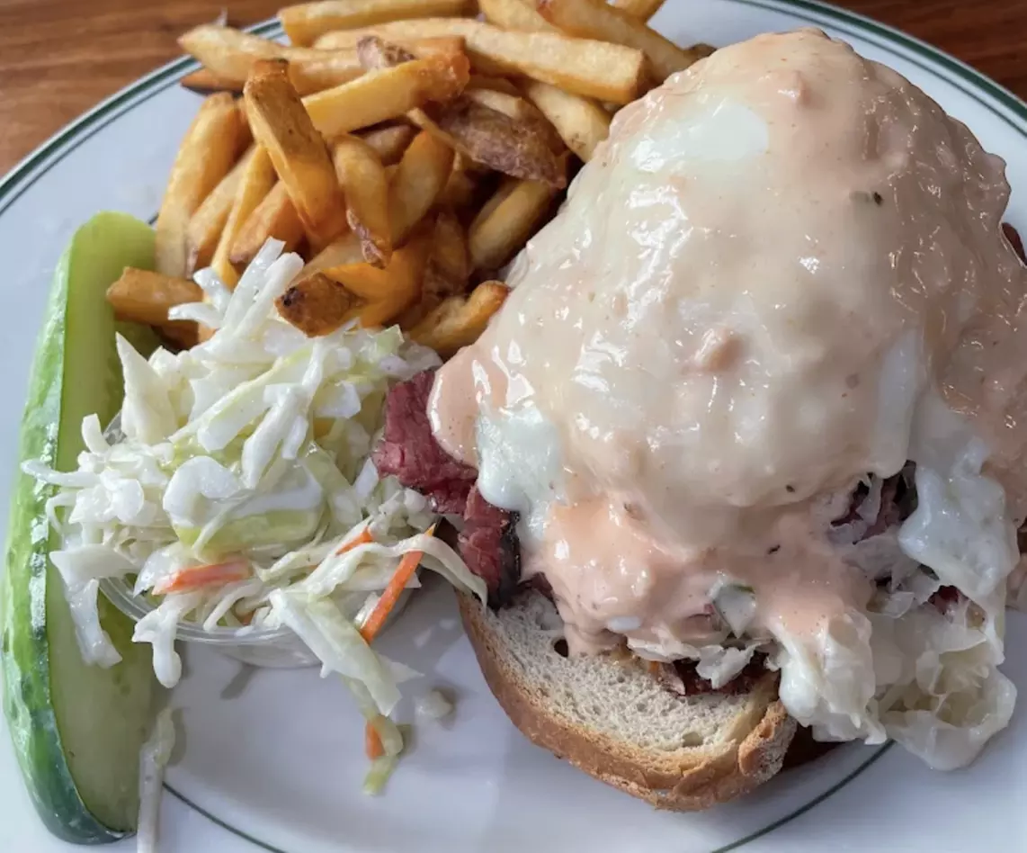 Get a $50 or $100 Dining Credit