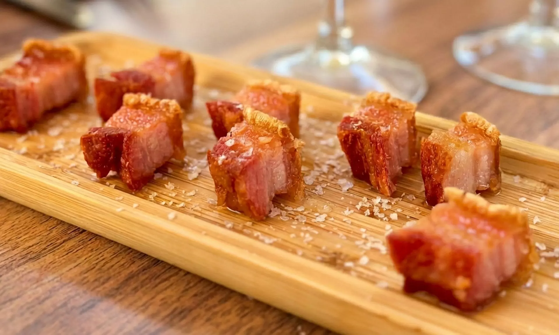 Menú VALOO para 2 o 4 personas en plena plaza del Ayuntamiento