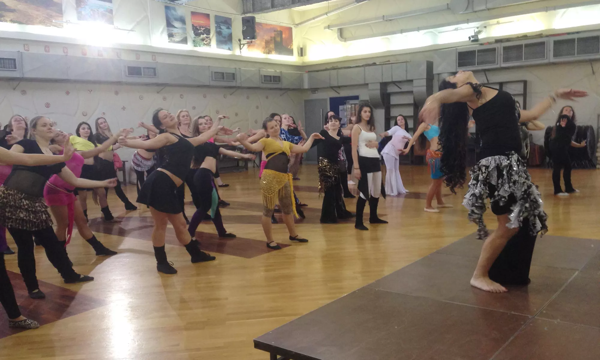 Join  1, 4, or 8  Belly Dance Class Magic Group Classes (1-8 Hours)