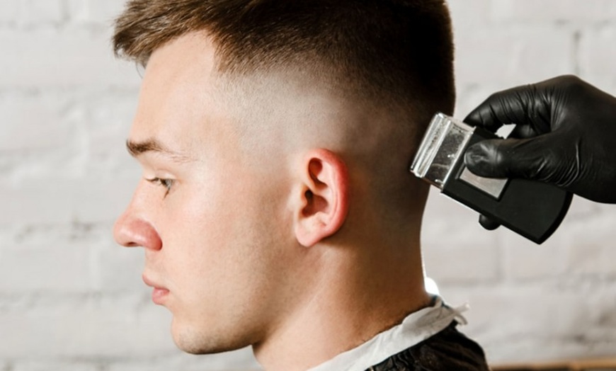 Image 4: Transform Your Look with One or Three The King's Beard Ritual Package 