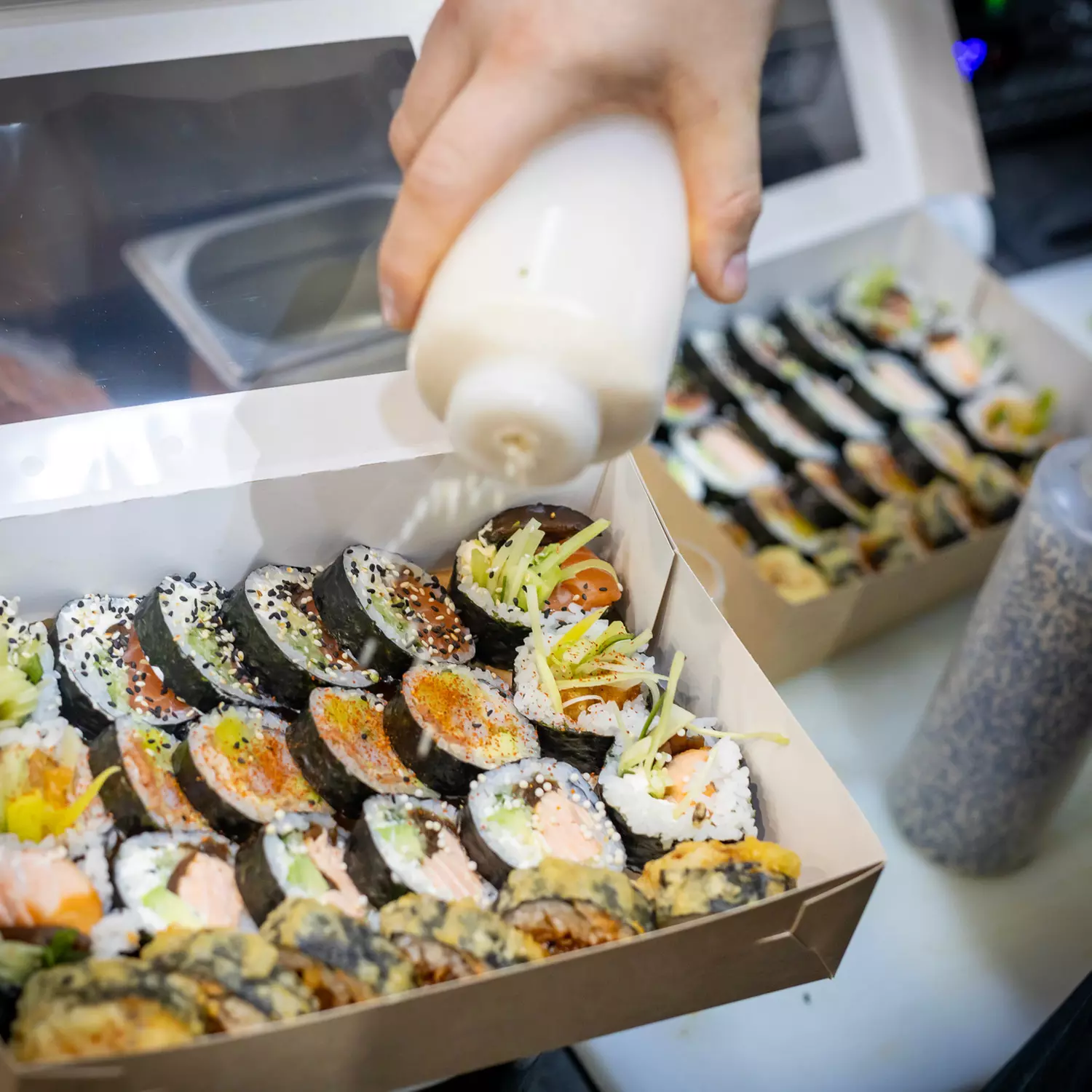 Zestawy sushi: Hakuto, wegetariański lub pieczony do wyboru