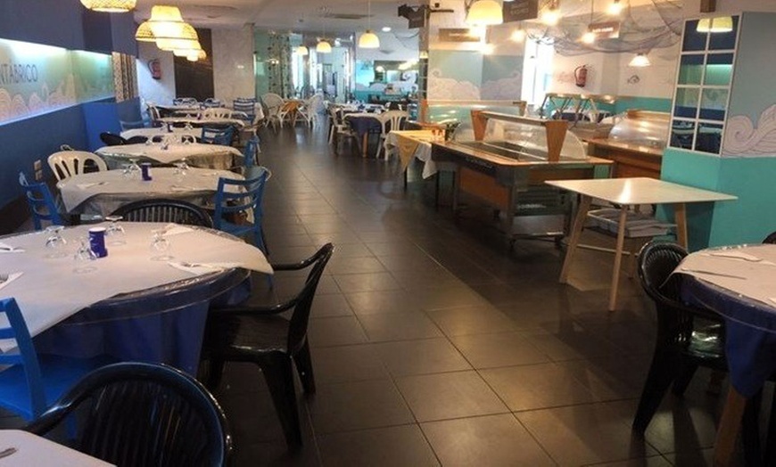 Image 2: Buffet libre de mariscos y pescados para 2 o 4 con bebidas 