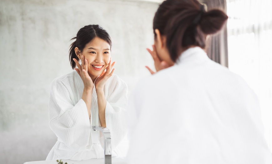 Image 1: Up to 69% Off on Facial - HydraFacial at Kate Aesthetics