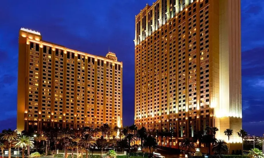 50 or 80-Minute Individual or Couples Massages @ eforea Spa